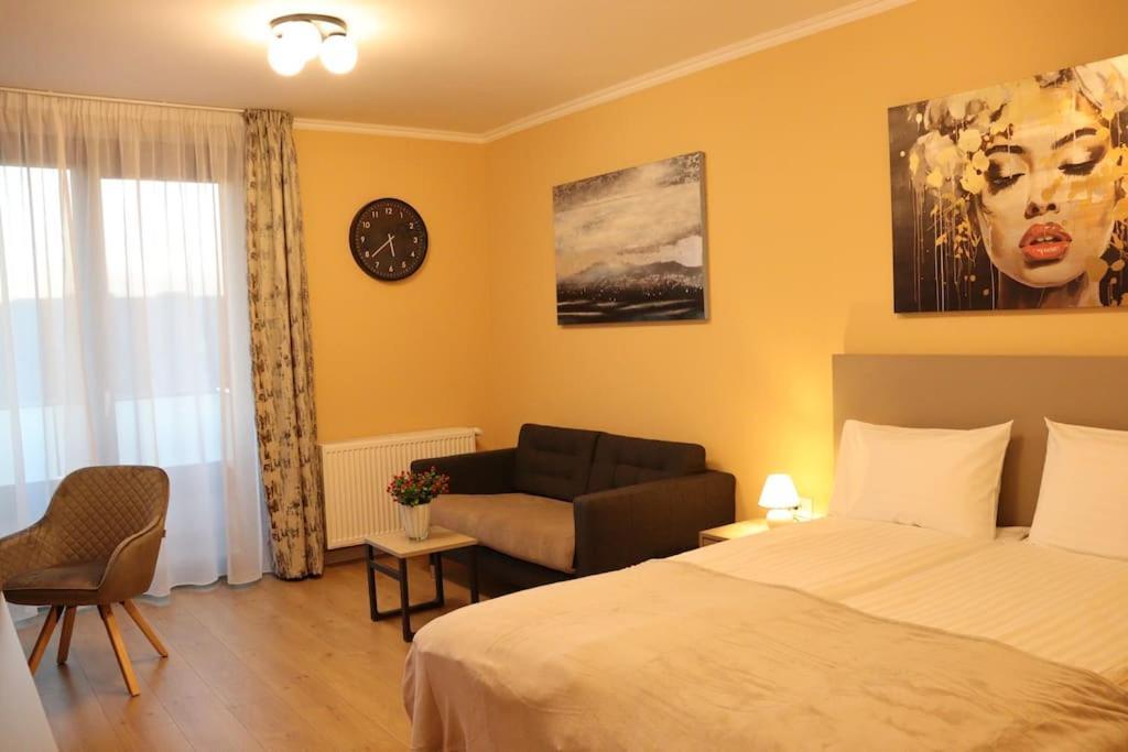Parklake Home Клуж-Напока Екстериор снимка